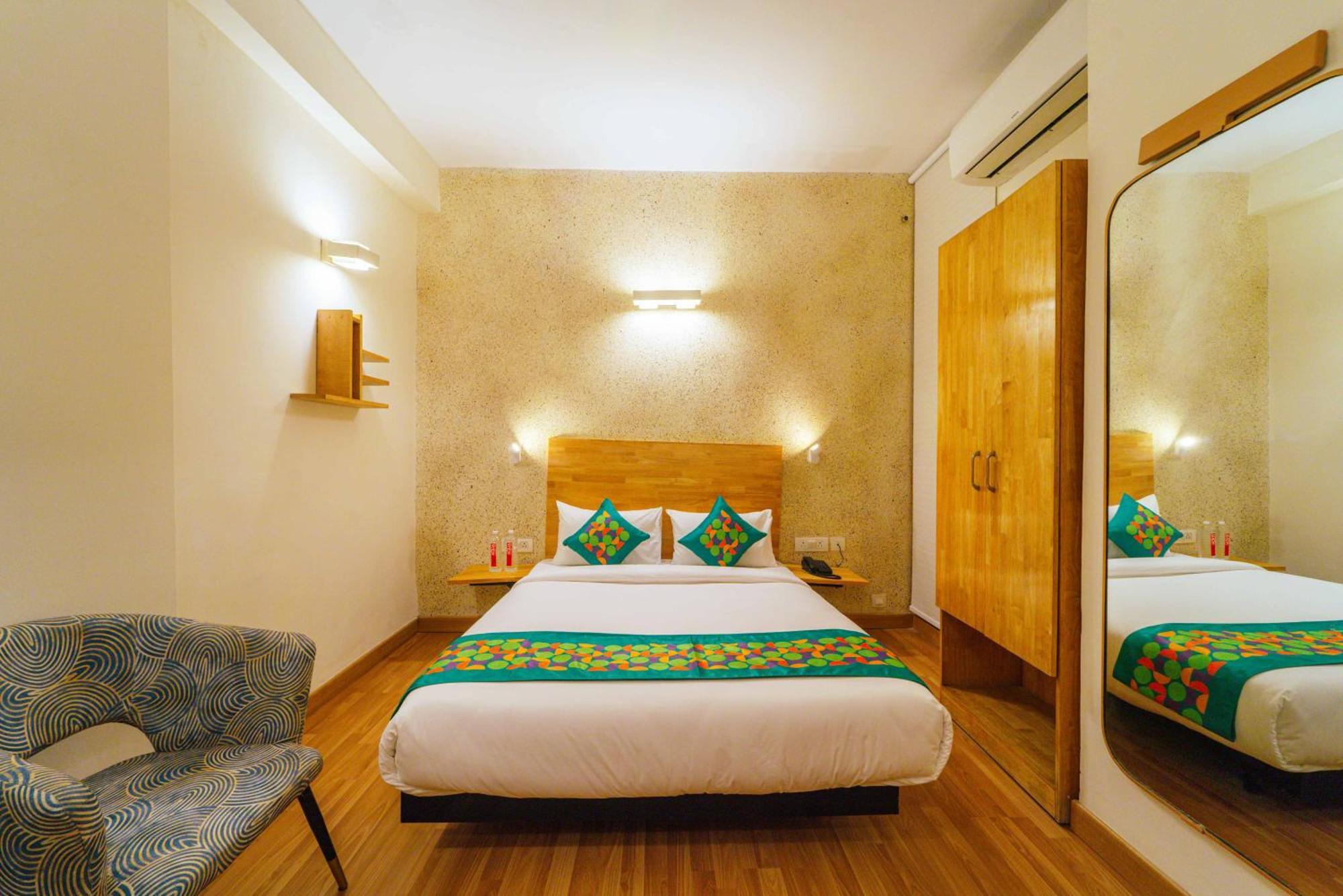 Treebo Ace Luxe Hotel 3*